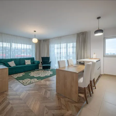 Apartment Rbc With View And Parking